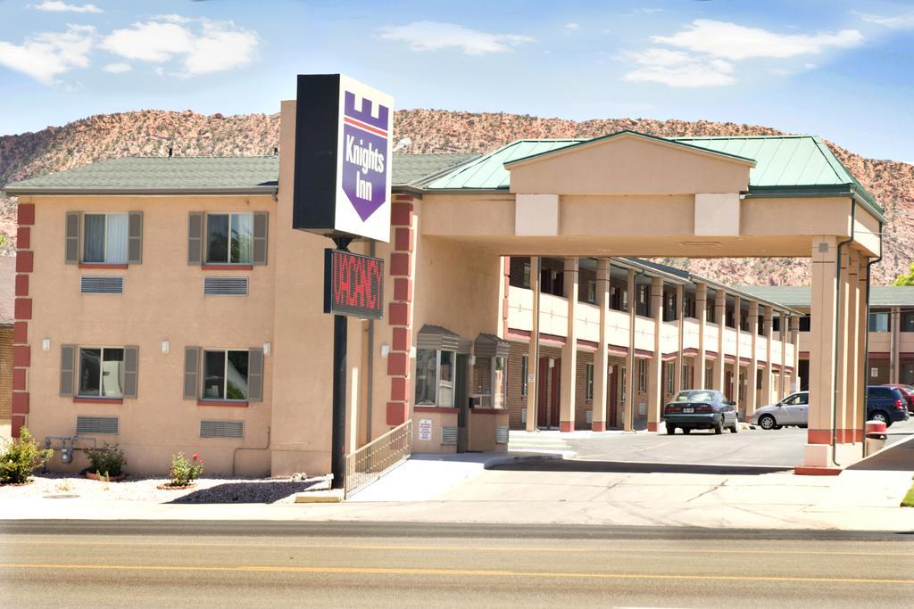 Knights Inn At Cedar City Exterior photo